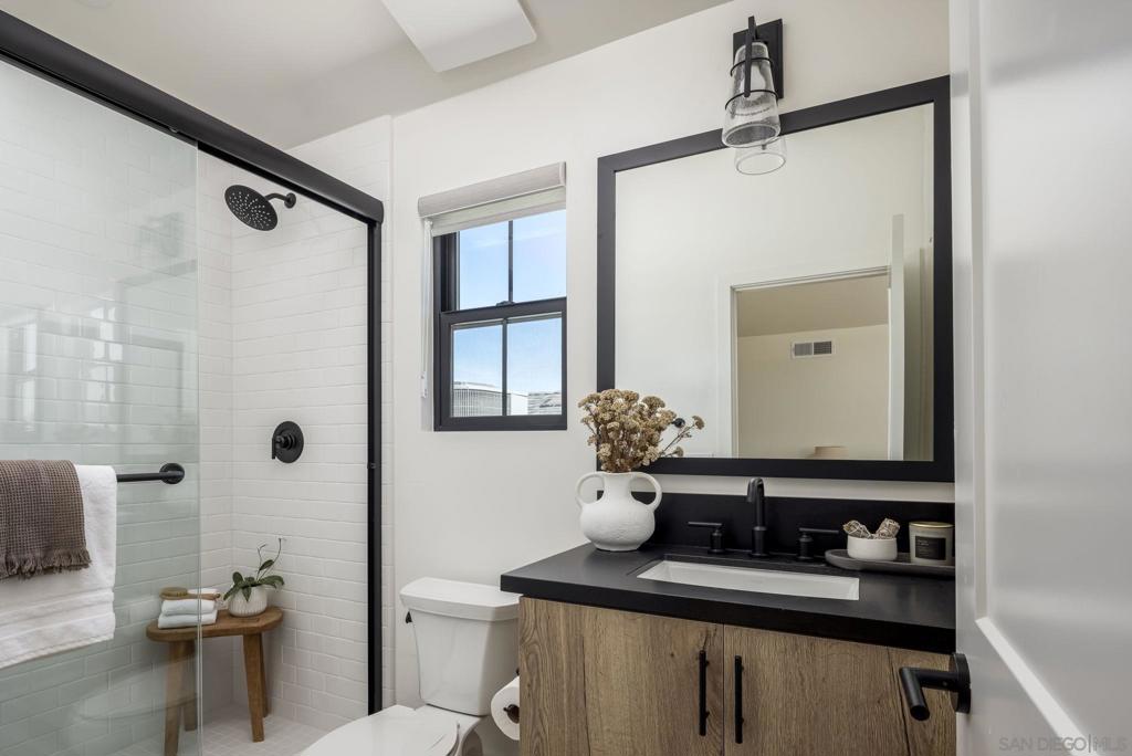 1107 Catania Court - photo 12