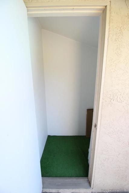 10232 Black Mountain Rd, San Diego CA: https://media.crmls.org/mediaz/26e75a52-4289-4a2c-905a-ebc861275835.jpg