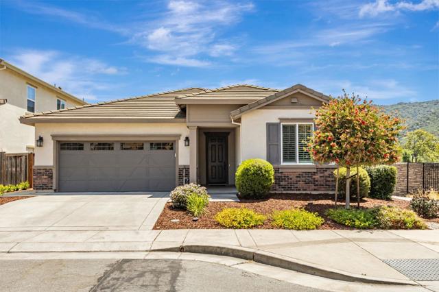 1798 Rosemary Drive, Gilroy CA: https://media.crmls.org/mediaz/26e79c56-3ca6-4be7-92e1-c60a394785a2.jpg