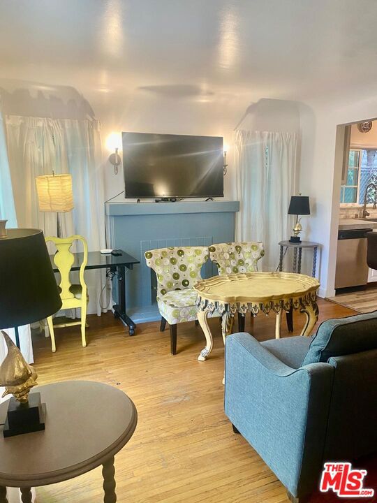 11321 Mississippi Avenue