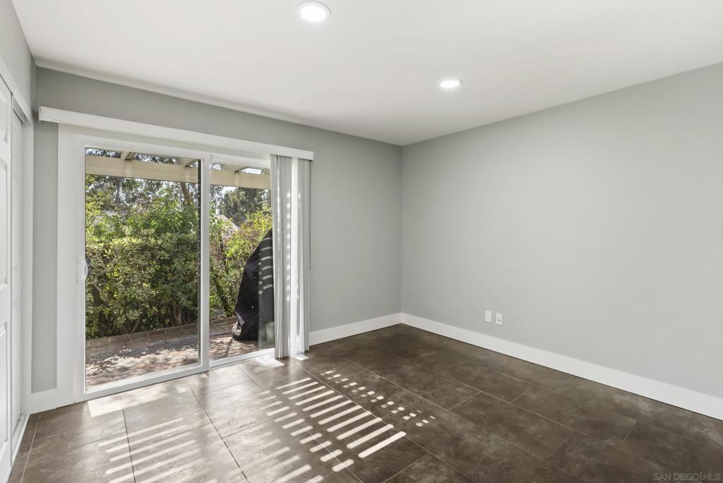 MLS #250036345SD img 34