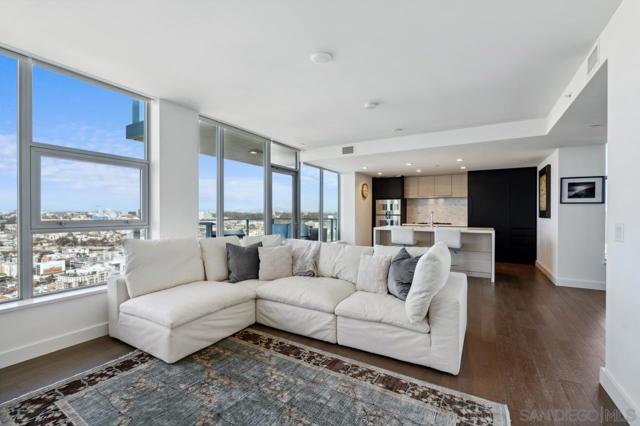 1388 Kettner Blvd, San Diego CA: https://media.crmls.org/mediaz/26e9da4f-70c4-452e-b606-3eda3ab79561.jpg