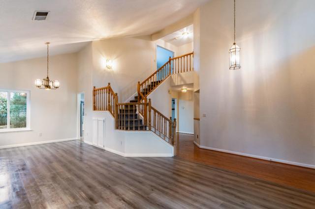 4200 Ciello Court, Cameron Park CA: https://media.crmls.org/mediaz/26ea3bca-b862-4e31-b5ae-20e82dd22abf.jpg