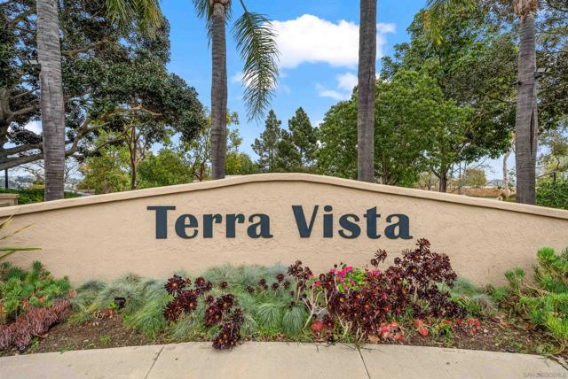 Image 7 of 25 For 10301 Azuaga St  3