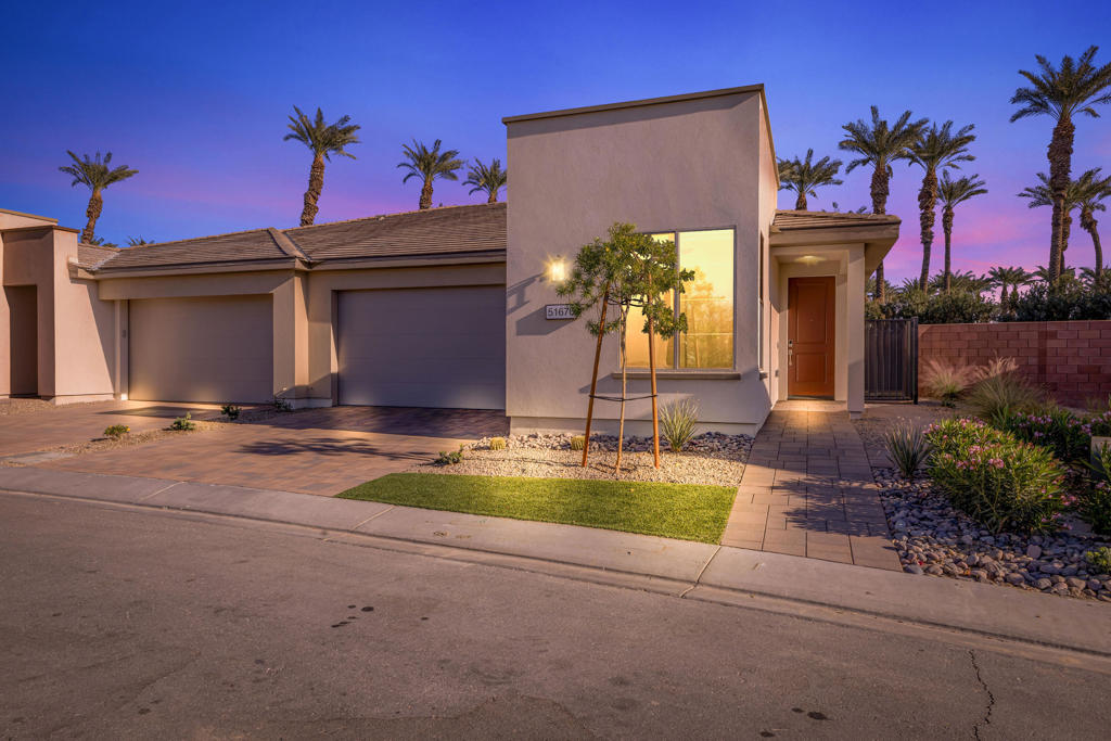 51670 Whiptail Drive
