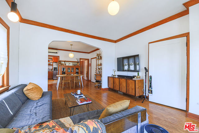 132 N Avenue 57, Los Angeles CA: https://media.crmls.org/mediaz/26ed42f8-4afd-40f2-880d-da6131a28c3f.jpg