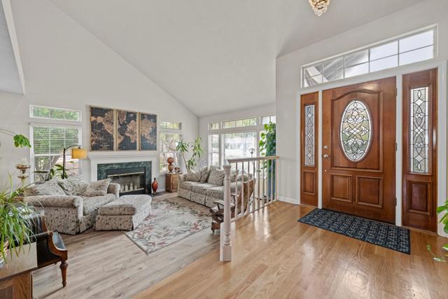 441 Tierra Del Sol, Hollister CA: https://media.crmls.org/mediaz/26ed45ce-db4c-4e36-8053-dcabc1e6cc64.jpg