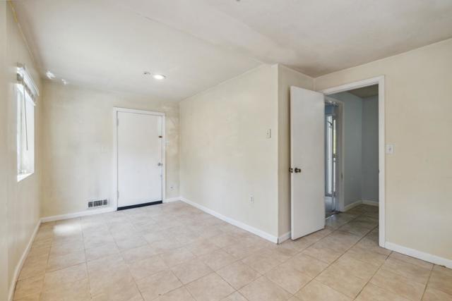 399 13th Avenue, Santa Cruz CA: https://media.crmls.org/mediaz/26ed63b5-2156-4dbe-ae41-48c414e7f6de.jpg