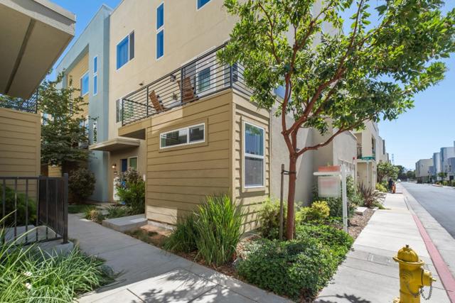 628 Coco Court, San Jose CA: https://media.crmls.org/mediaz/26edb8f5-52dd-4168-988b-e4fb845f0272.jpg