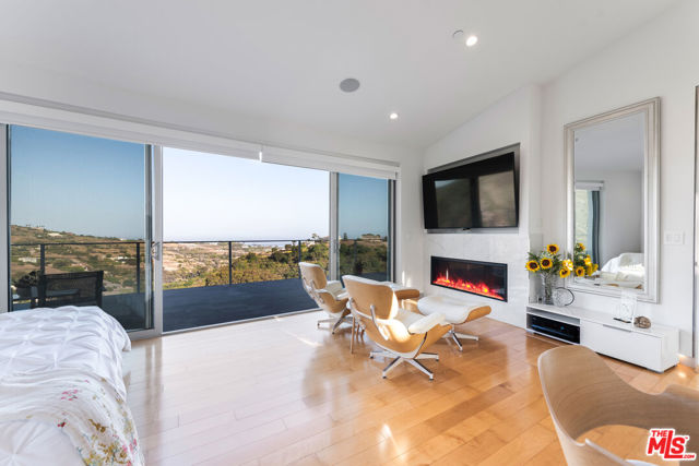 Drew Fenton | 28405 Via Acero Street Malibu CA | MLS: 7236533