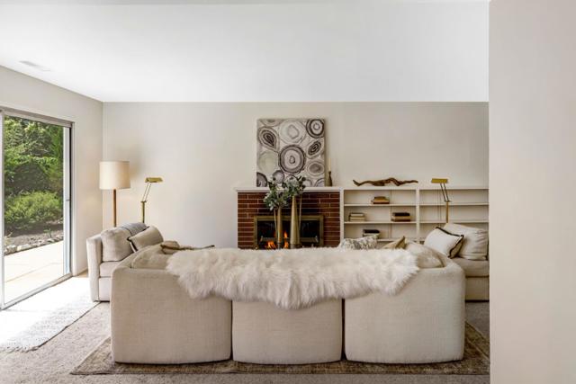 3370 Rio Road, Carmel CA: https://media.crmls.org/mediaz/26ee27ed-65ac-409e-b53f-0265cca3959e.jpg