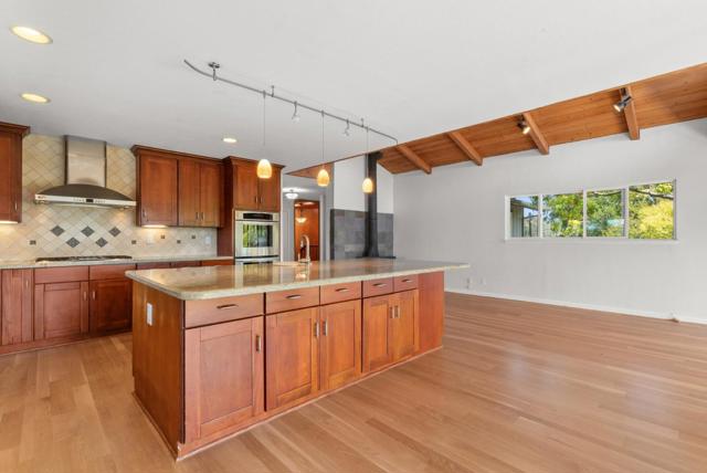 1044 Pleasant Valley Road, Aptos CA: https://media.crmls.org/mediaz/26ee6ffc-9694-444d-98f1-c00767084a0c.jpg