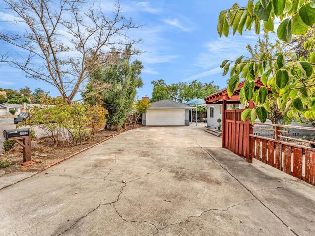 15040 Penitencia Creek Road, San Jose CA: https://media.crmls.org/mediaz/26eedefb-1691-4636-8578-046e1f8e8a8f.jpg
