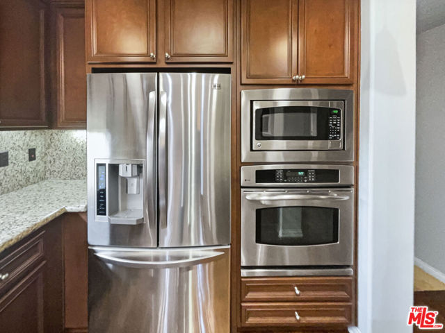 18944 Northern Dancer Lane, Yorba Linda CA: https://media.crmls.org/mediaz/26ef5d26-e119-4a01-8bc5-cf150ad3a5fc.jpg