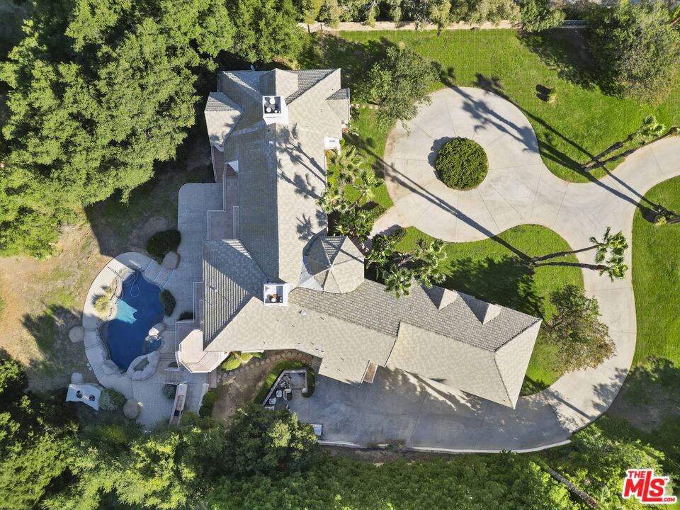 MLS #25602713 image #12