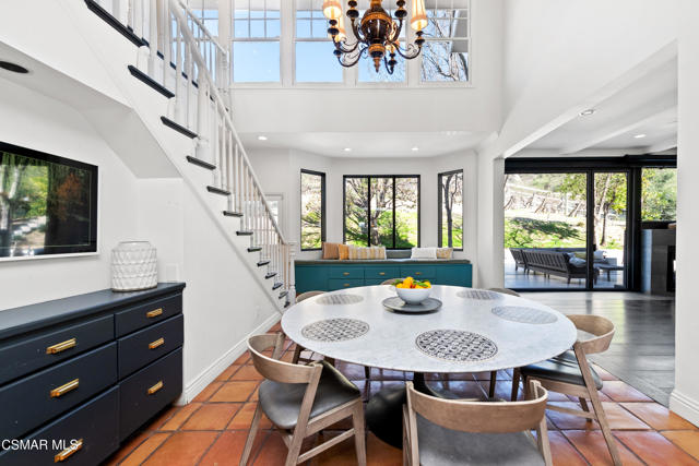 6144 1/4 Chesebro Road, Agoura Hills CA: https://media.crmls.org/mediaz/26f231ae-2238-445a-8f31-4cb612d097b3.jpg
