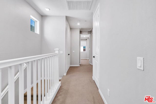 515 Daniel Freeman Circle, Inglewood CA: https://media.crmls.org/mediaz/26f2a573-39de-4e82-991f-02864ab8f680.jpg