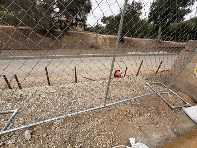 3333 Rubio Crest Drive, Altadena CA: https://media.crmls.org/mediaz/26f30371-0ec9-4e03-b227-903742ca03bb.jpg