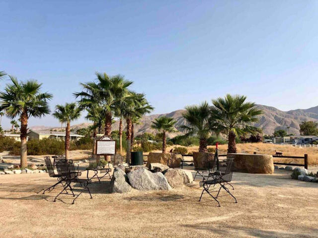 74711 Dillon Road, Desert Hot Springs CA: https://media.crmls.org/mediaz/26f3c214-42e5-45d4-ade3-0353a4d9d36f.jpg