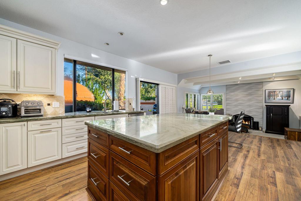 MLS #219138709DA image #5