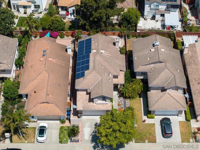 2412 Starlight Gln, Escondido CA: https://media.crmls.org/mediaz/26f56650-078a-4200-adb8-4956e3691752.jpg