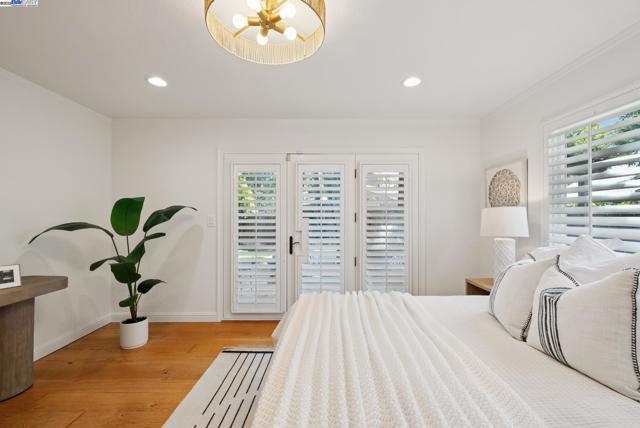 1515 Grove Way, Concord CA: https://media.crmls.org/mediaz/26f5ca3c-6bbc-422a-93b3-4e6559e03afa.jpg