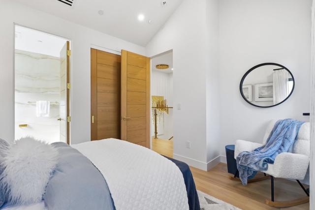 265 Coleridge Avenue, Palo Alto CA: https://media.crmls.org/mediaz/26f5dfe9-473c-40fc-8c98-8ab8d591cae8.jpg