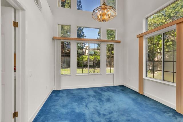 9440 Medstead Way, Elk Grove CA: https://media.crmls.org/mediaz/26f730d4-fb93-4d5d-89bd-55975c448a52.jpg