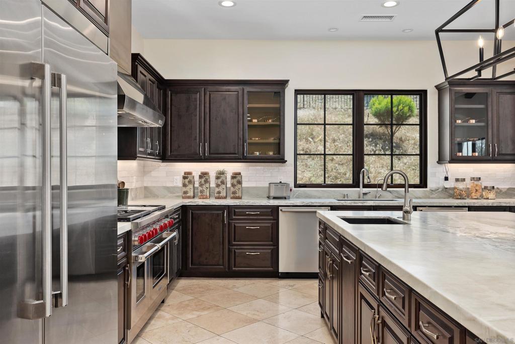 MLS #250037809SD image #19