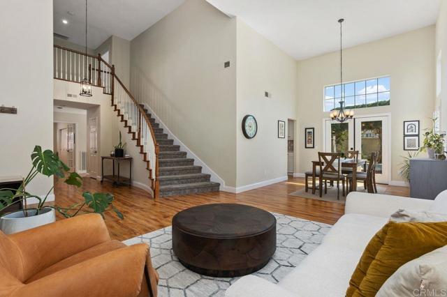Detail Gallery Image 17 of 38 For 5174 Berryessa St, Oceanside,  CA 92056 - 4 Beds | 3 Baths