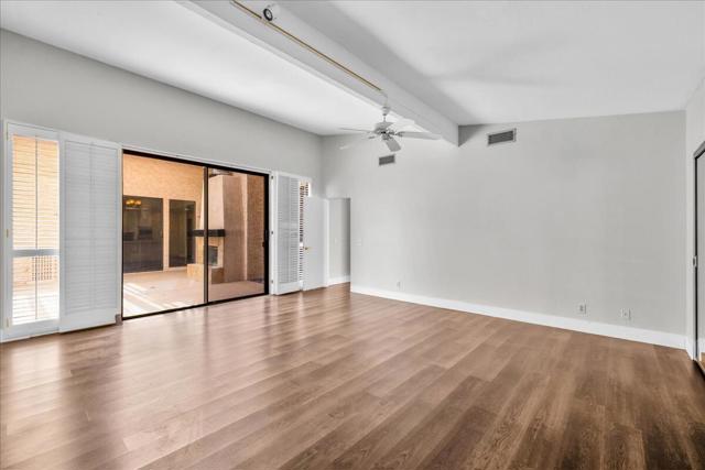 45 Lincoln Place, Rancho Mirage CA: https://media.crmls.org/mediaz/26f94082-d644-4293-944f-bbb39cffc8c2.jpg