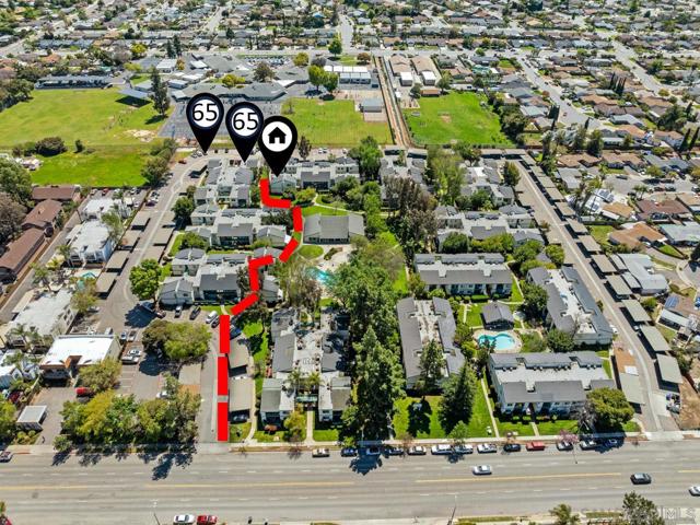 1817 E Grand ave, Escondido CA: https://media.crmls.org/mediaz/26f96ad2-819d-4436-9a73-e8b523789e0d.jpg