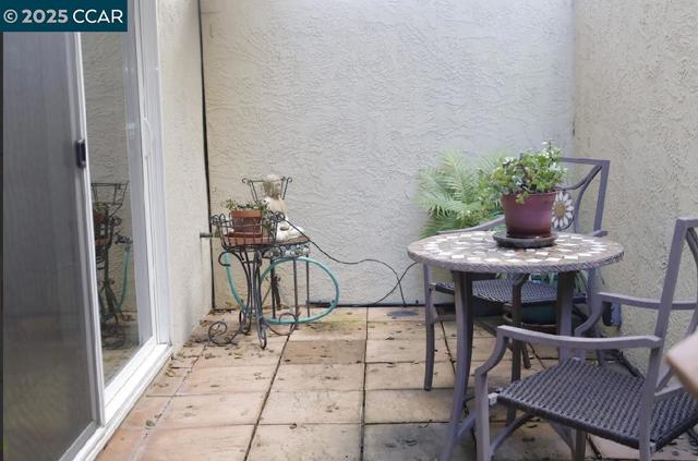 847 Maison Way, Richmond CA: https://media.crmls.org/mediaz/26f9a071-bb86-48e4-8eaf-12d889fce437.jpg