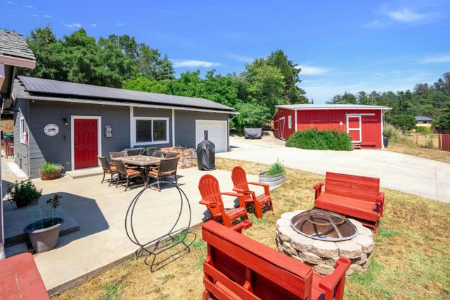 2165 Cox Road, Aptos CA: https://media.crmls.org/mediaz/26fb1c10-4582-4c3f-b6c9-497d009de39b.jpg