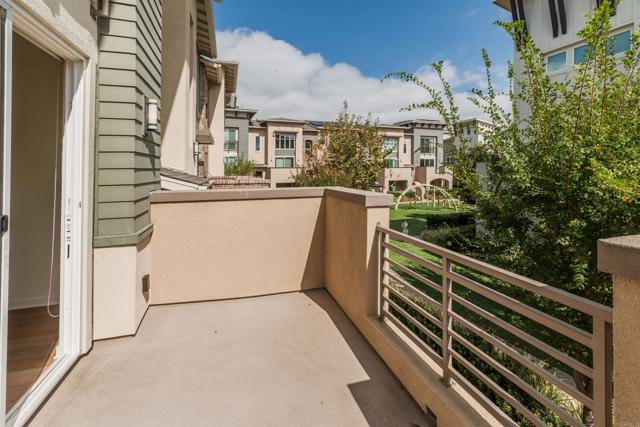 Detail Gallery Image 26 of 37 For 6140 Colt Pl #104,  Carlsbad,  CA 92009 - 3 Beds | 3/1 Baths