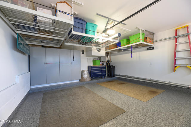 818 Caliente Lane, Ventura CA: https://media.crmls.org/mediaz/26fcd755-ba3a-4514-8bc7-7d124949c13d.jpg