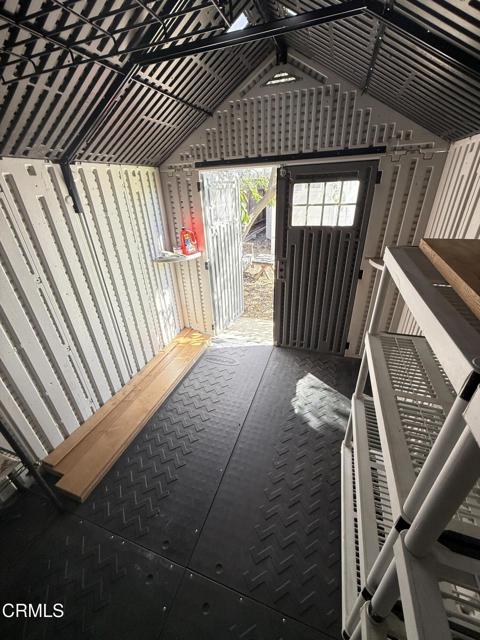 1755 1/2 Morada Place, Altadena CA: https://media.crmls.org/mediaz/26fd9eb1-692b-44bb-9d9f-cf78787984ad.jpg