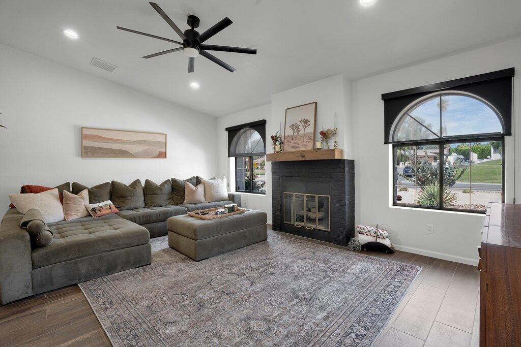 MLS #219133109DA img 4