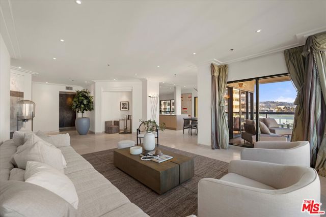 10724 Wilshire Boulevard, Los Angeles CA: https://media.crmls.org/mediaz/26fde9c9-1289-4c00-8d79-3df267dd873c.jpg