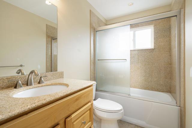69895 Papaya Lane, Cathedral City CA: https://media.crmls.org/mediaz/26fe69b2-f422-43bf-99b9-3823b615799d.jpg