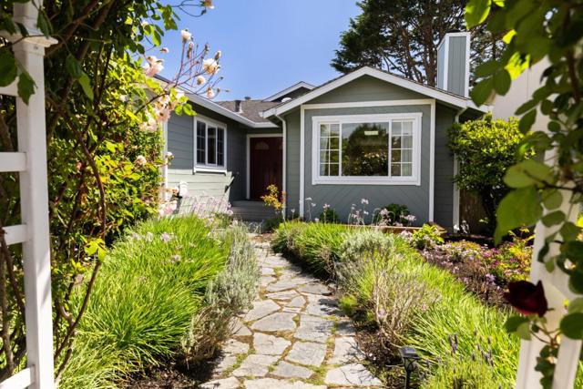 623 Sonora Avenue, El Granada CA: https://media.crmls.org/mediaz/26fe863d-7034-4e92-968c-bc1e4d425709.jpg