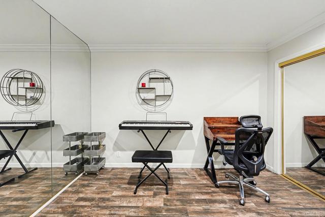 Detail Gallery Image 13 of 39 For 14141 Dickens St #111,  Sherman Oaks,  CA 91423 - 2 Beds | 2 Baths