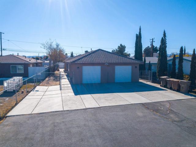 16475 Vine St, Hesperia, California 92345, ,Multi-Family,For Sale,Vine St,240025582SD