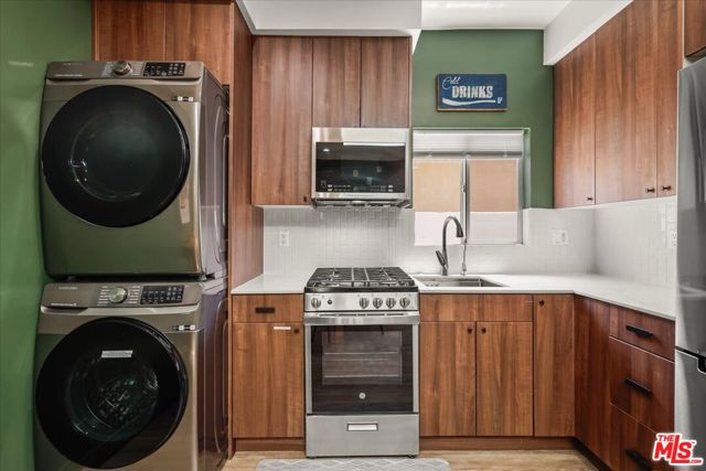 1903 S Primrose Avenue, Alhambra CA: https://media.crmls.org/mediaz/27016e35-73b2-4ebf-a256-66f3e1a0a088.jpg