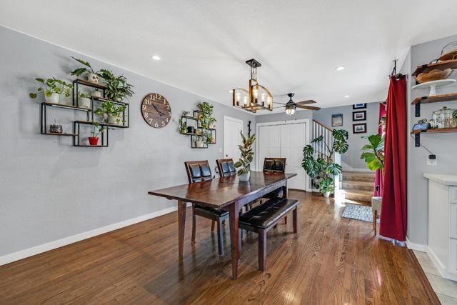 1324 Linda Mar Boulevard, Pacifica CA: https://media.crmls.org/mediaz/27031ca5-15a8-4756-af10-54f123bc7f03.jpg