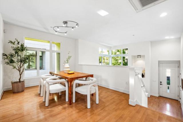 3812 Quail Drive, Palo Alto CA: https://media.crmls.org/mediaz/2703d944-baf7-4156-87cb-ed1876bd1a65.jpg