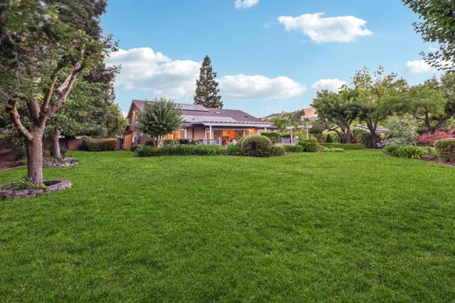 2150 Green Acres Lane, Morgan Hill CA: https://media.crmls.org/mediaz/2704204f-25aa-4fcb-8542-23335b743f86.jpg
