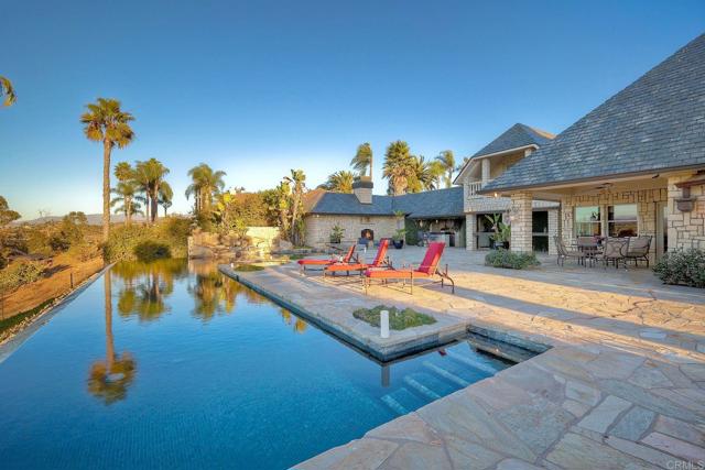 Image 5 of 51 For 31350 Lake Vista Circle