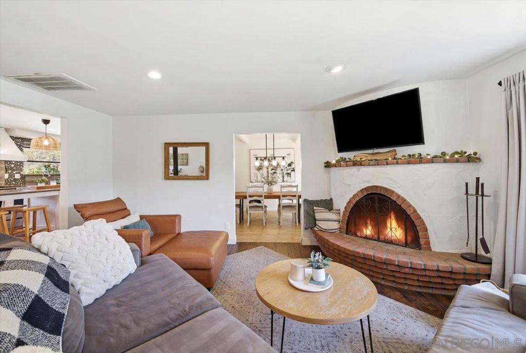 14270 Hacienda - photo 13