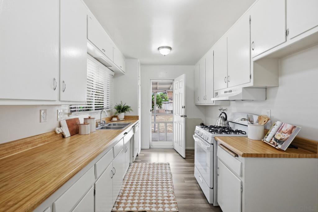 5001 Barstow Street - photo 17